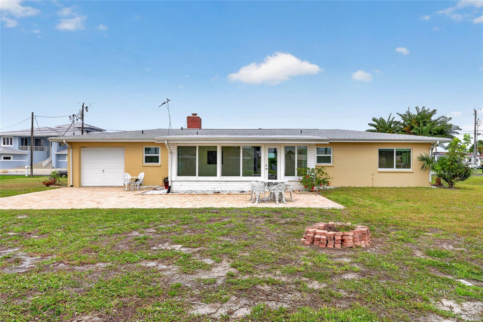 POINT PINES - Residential