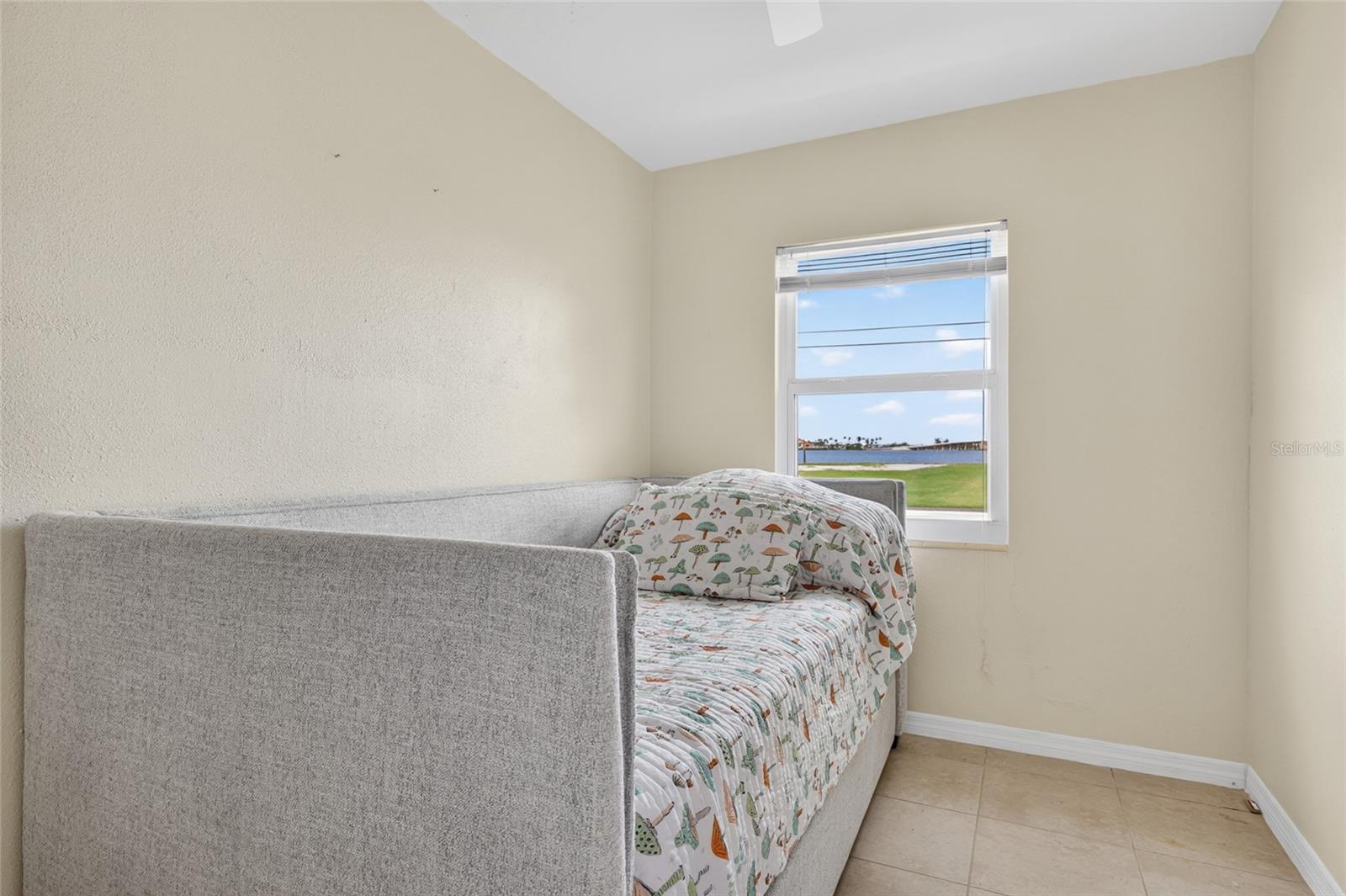 POINT PINES - Residential
