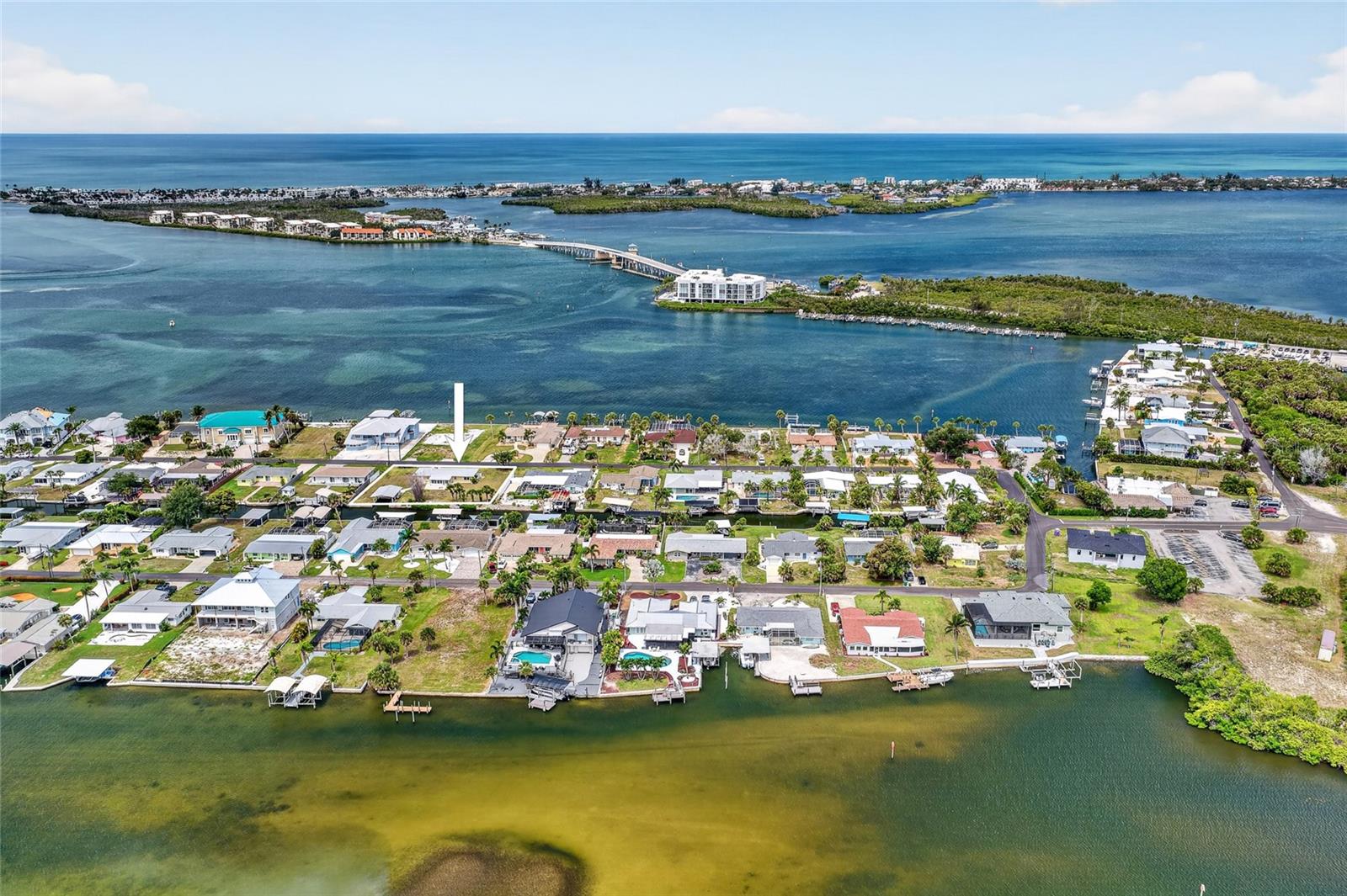POINT PINES - Residential