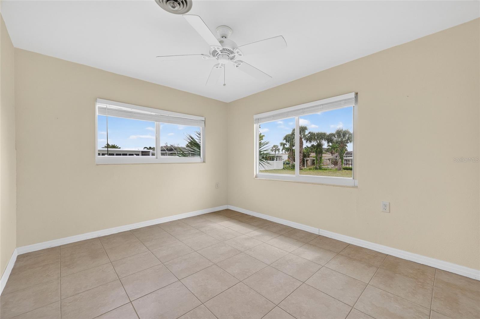 POINT PINES - Residential