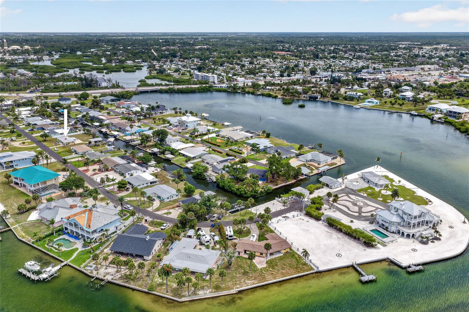 POINT PINES - Residential