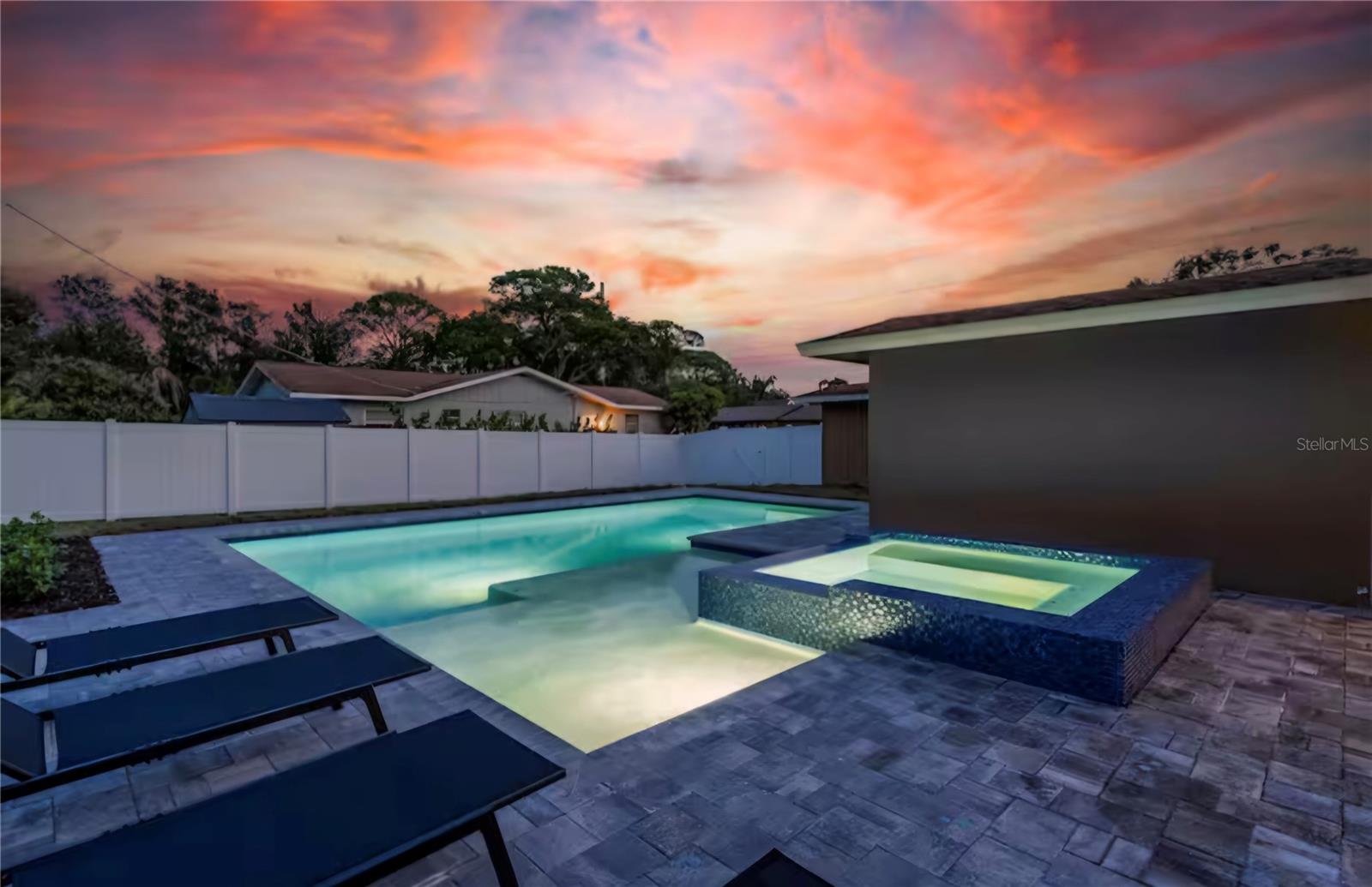 ASHTON PARK - Residential