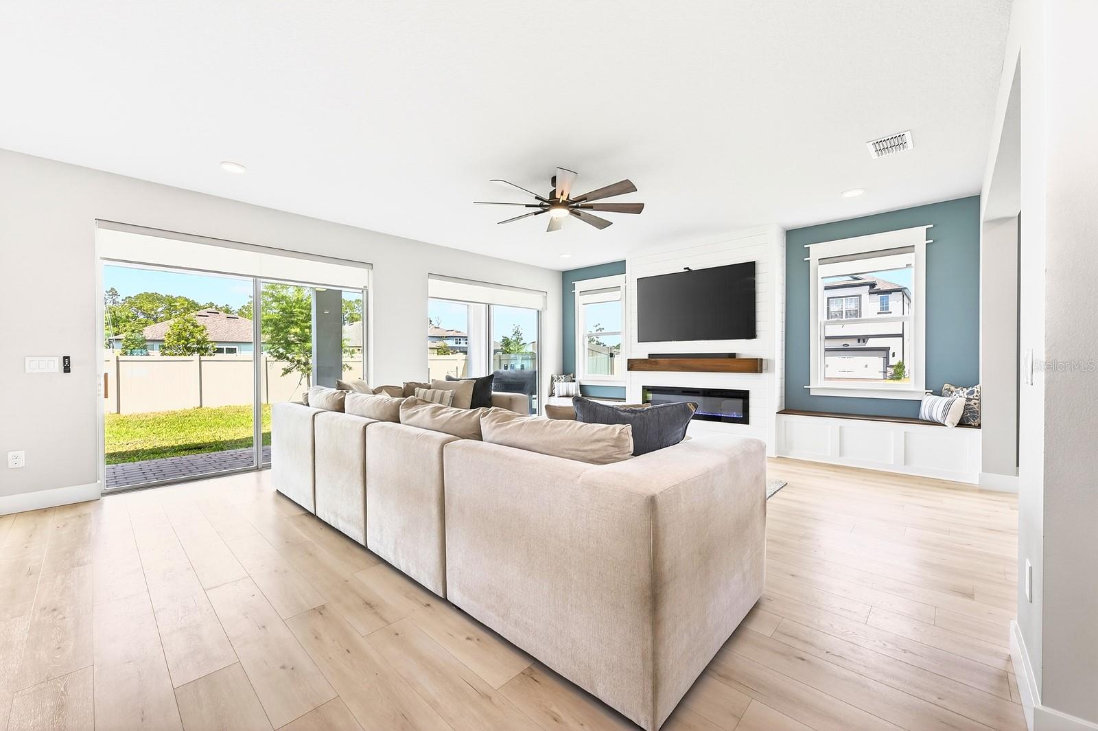 RED EMBER SOUTH - Residential