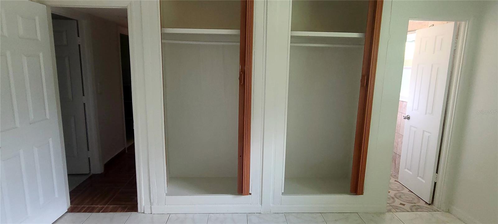 WESTSIDE MANOR SEC 01 - Residential Lease