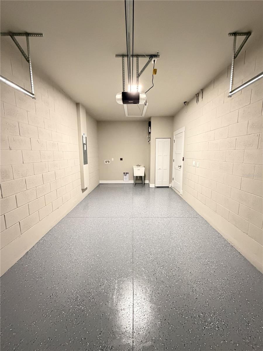 PALM COAST SEC 37 - Residential Lease
