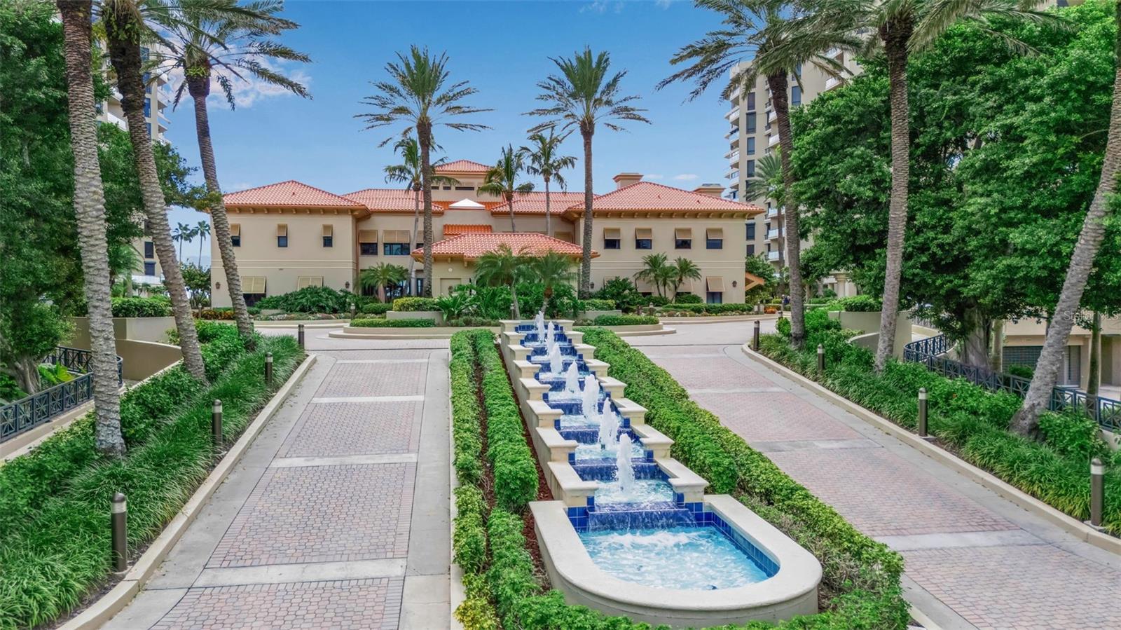 WATER CLUB AT LONGBOAT KEY - Residential