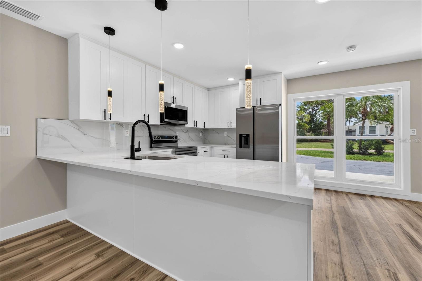 SHORE ACRES BUTTERFLY LAKE REP - Residential
