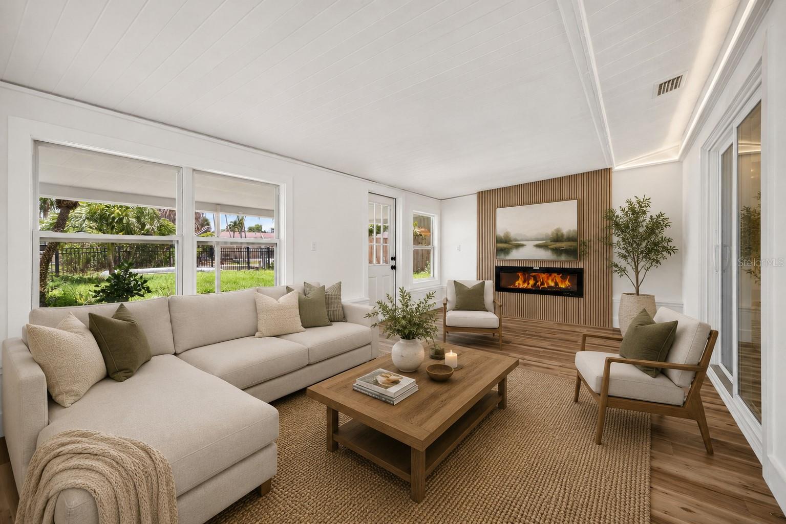 SHORE ACRES BUTTERFLY LAKE REP - Residential
