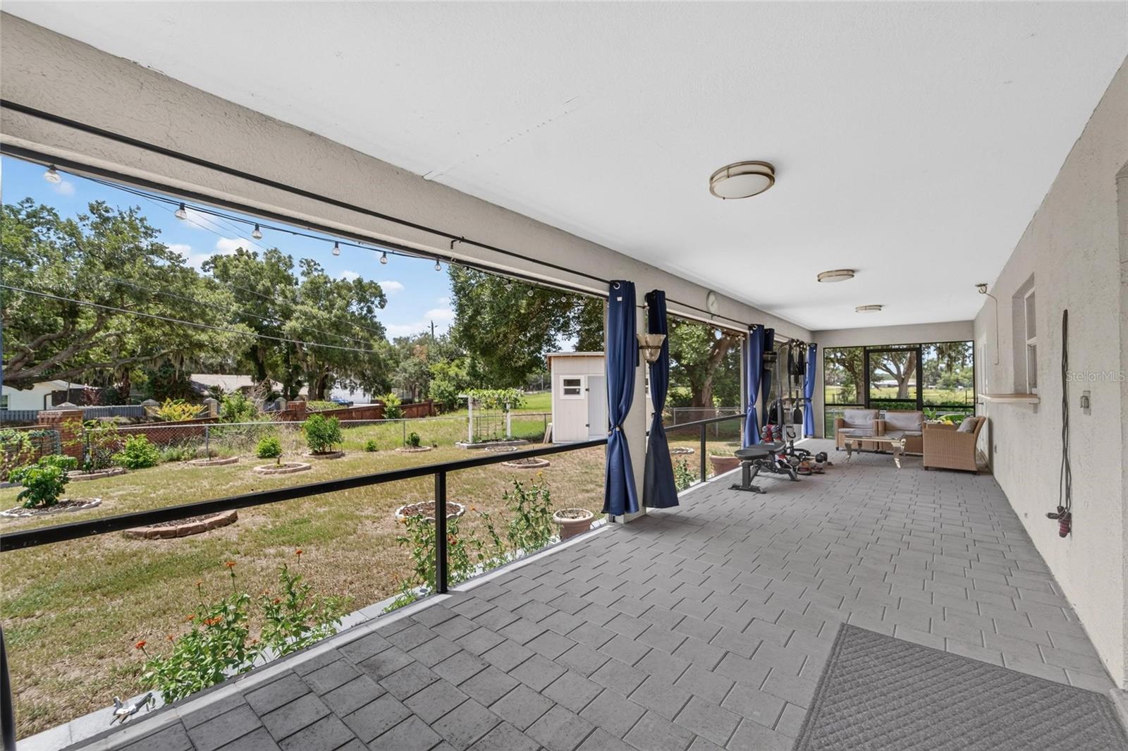 WELLINGTON GREEN - Residential