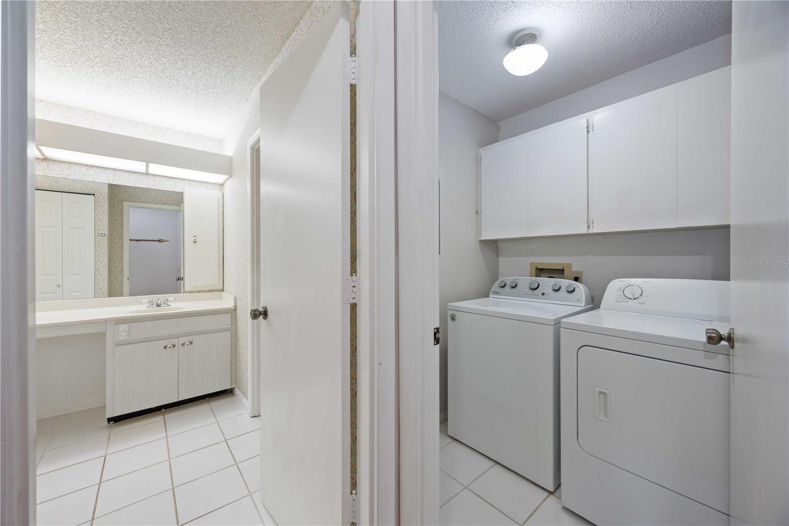 MEADOWLAKE V - Residential