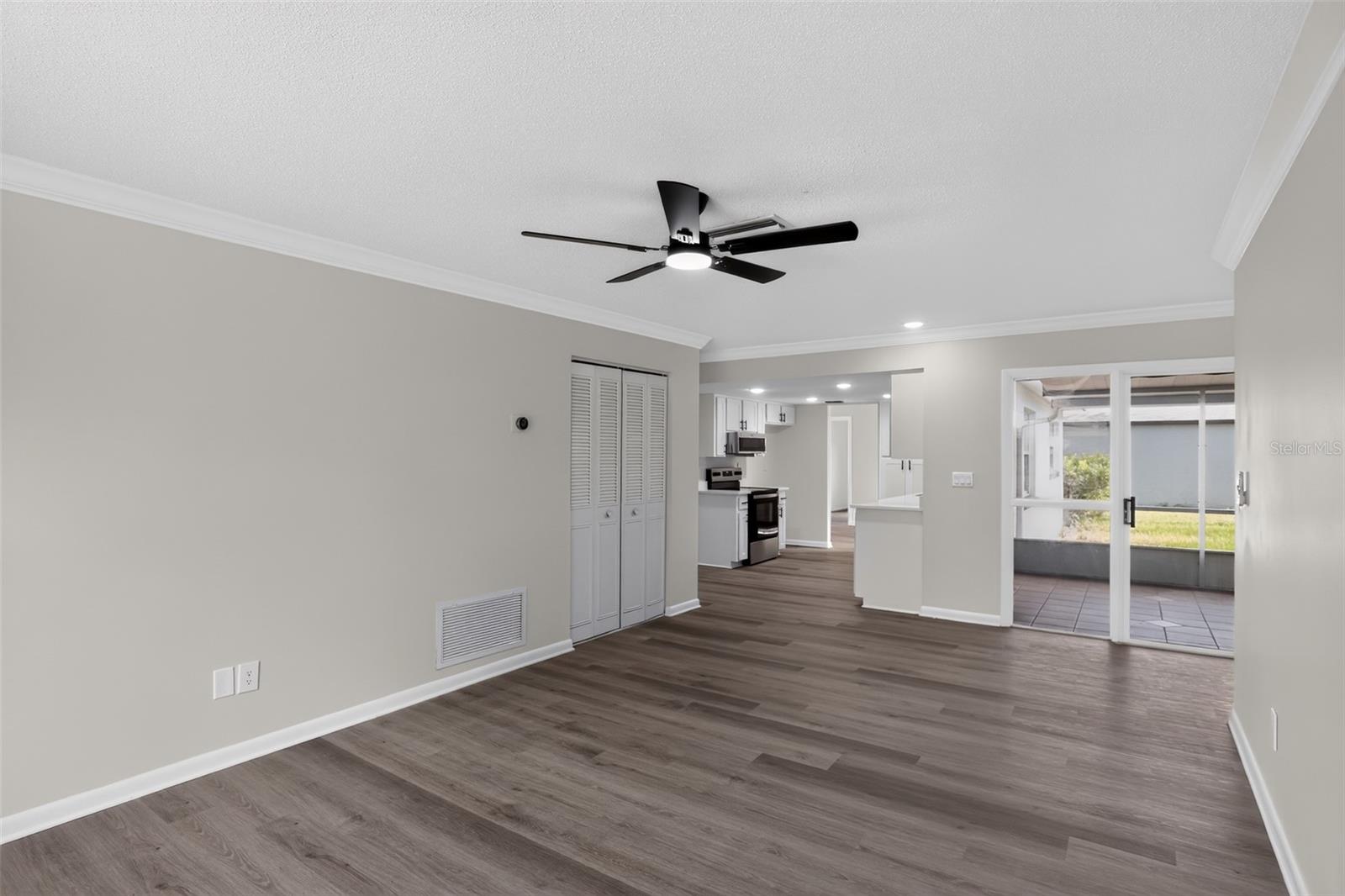 DELTONA LAKES UNIT 13 - Residential