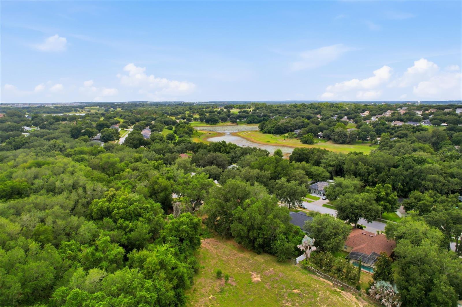 MINNEOLA OAK VALLEY PH 02 LT 262 PB 50 - Residential
