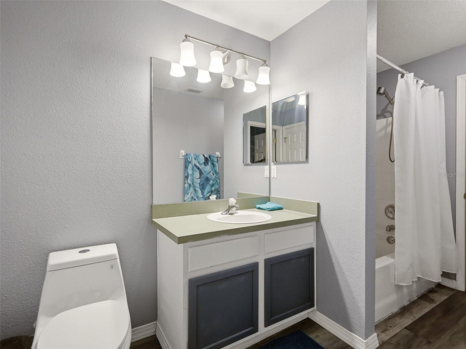 MINNEOLA OAK VALLEY PH 02 LT 262 PB 50 - Residential