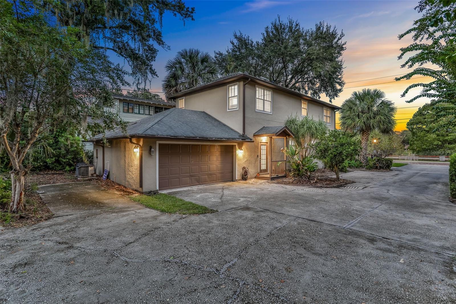 LAKE LAWSONA PLACE - Residential Lease