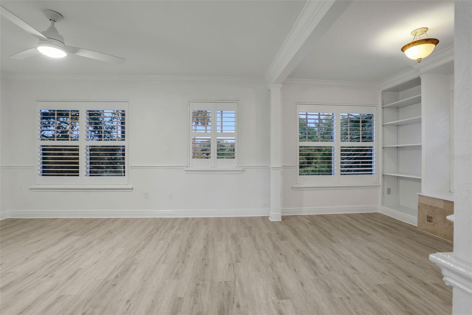 LAKE LAWSONA PLACE - Residential Lease