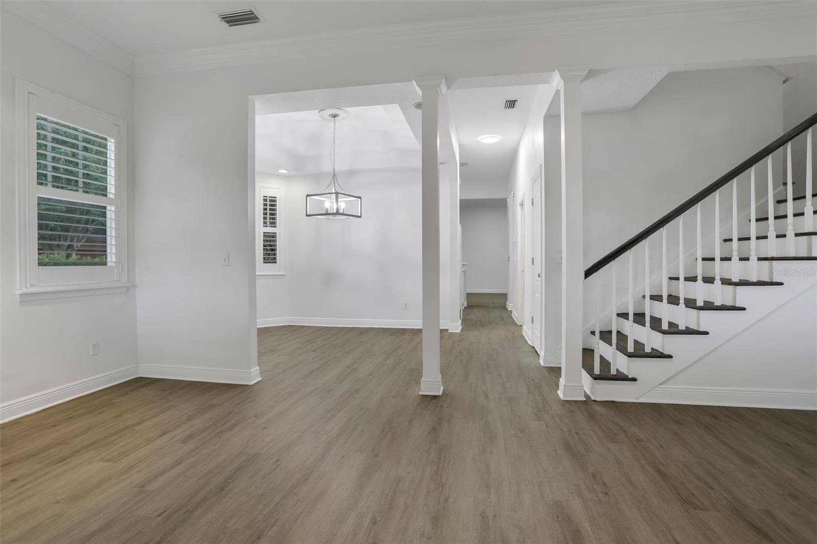 LAKE LAWSONA PLACE - Residential Lease