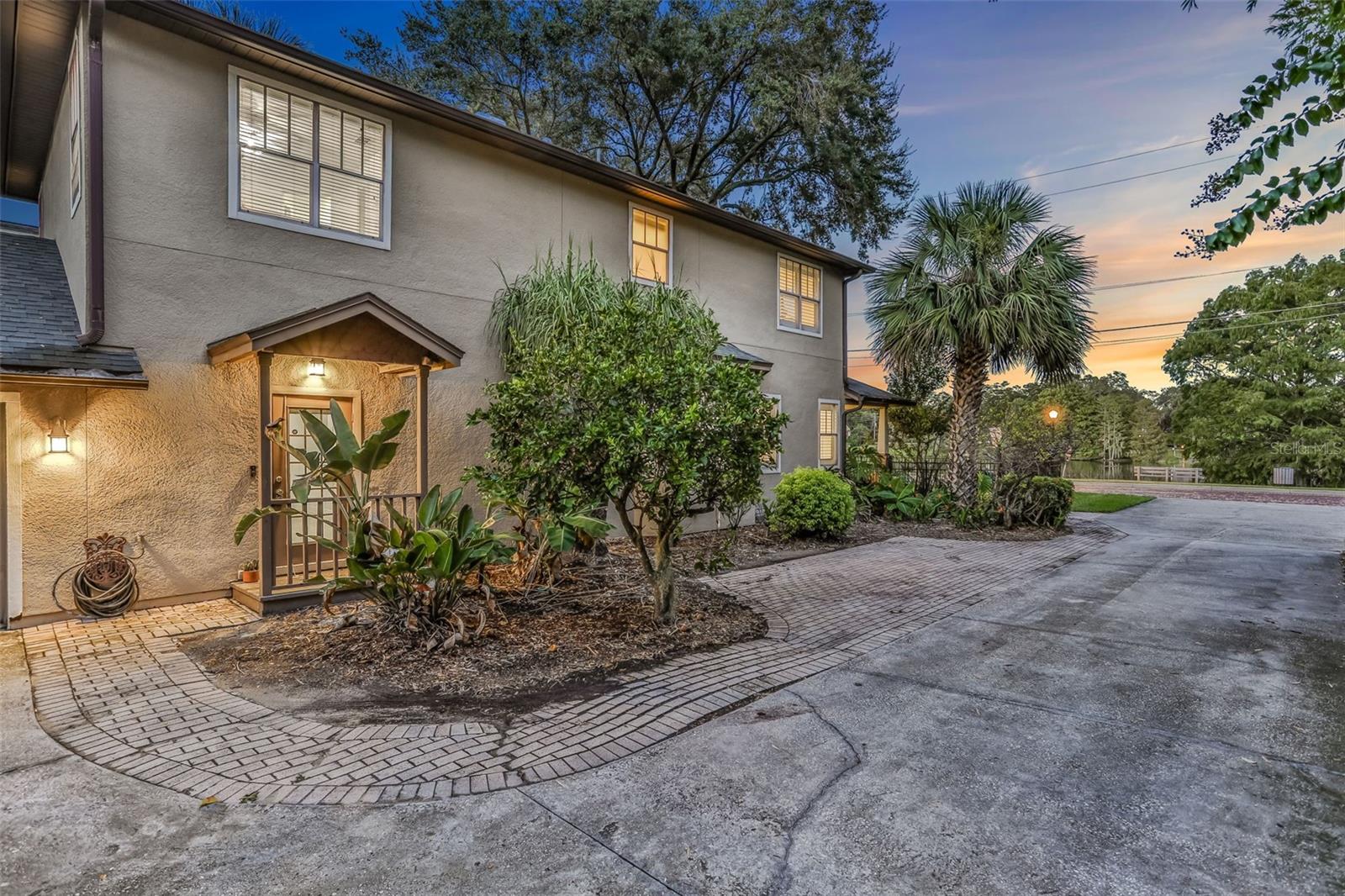 LAKE LAWSONA PLACE - Residential Lease
