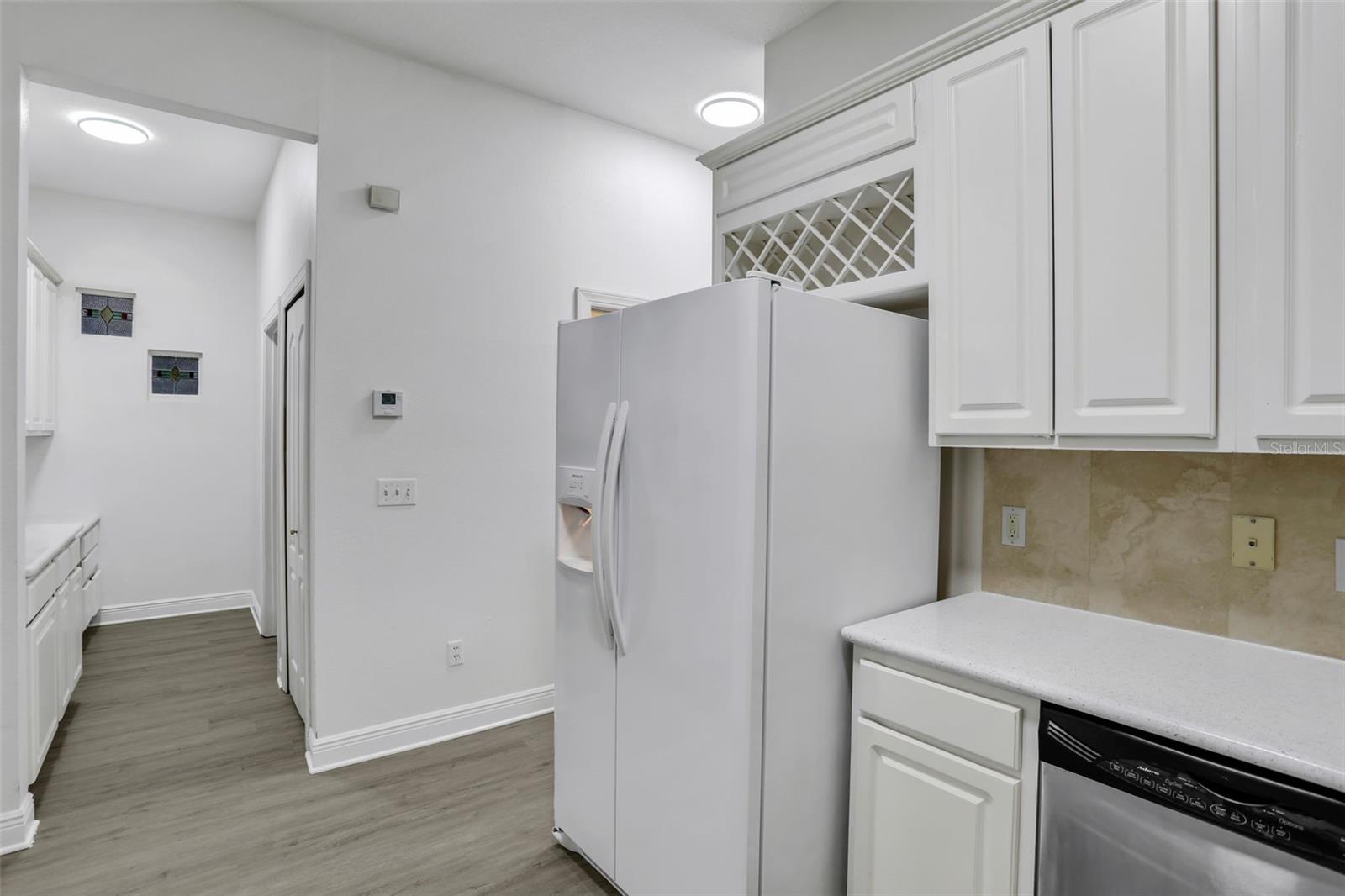 LAKE LAWSONA PLACE - Residential Lease