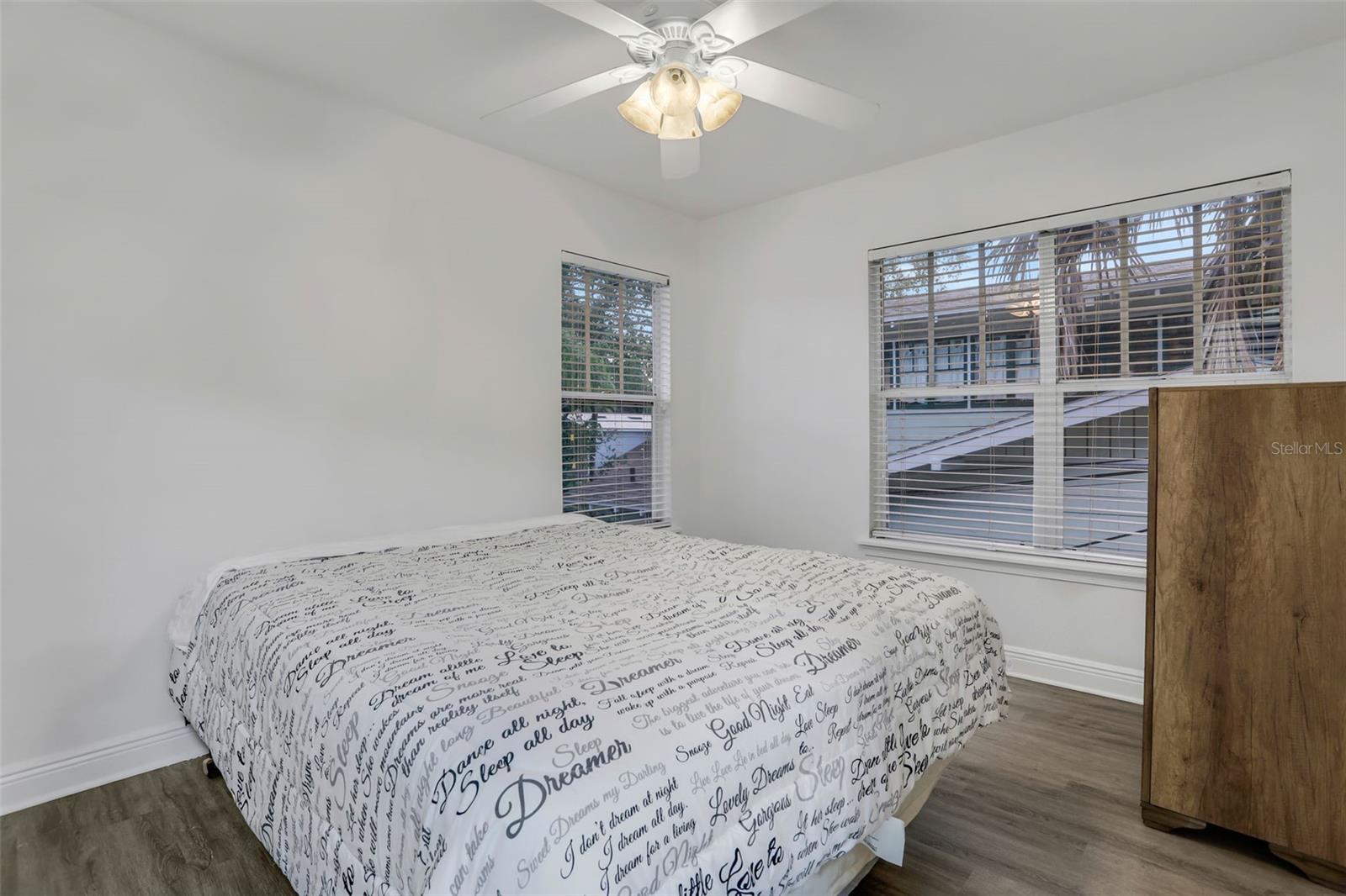 LAKE LAWSONA PLACE - Residential Lease
