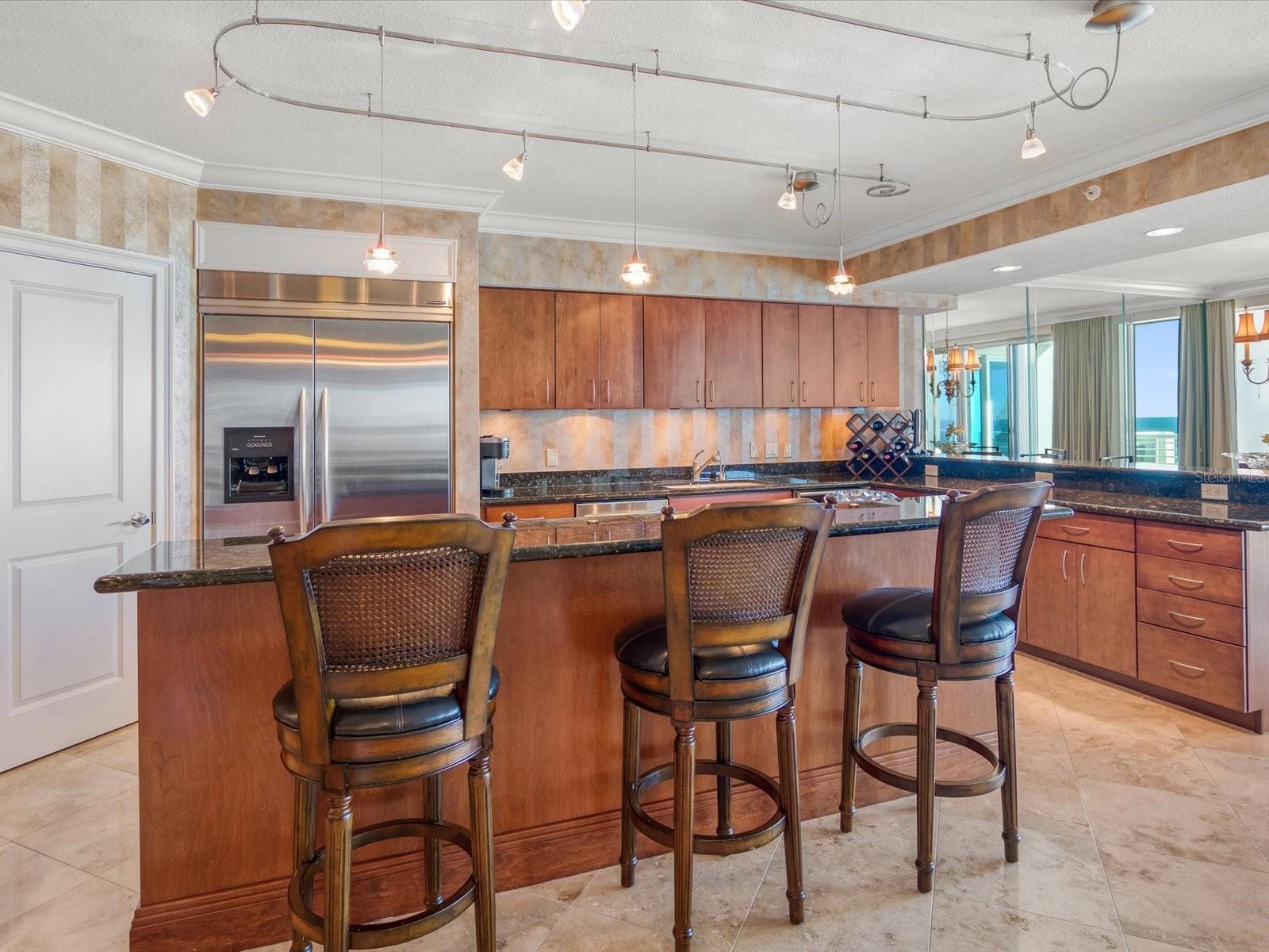 UTOPIA CONDO - Residential