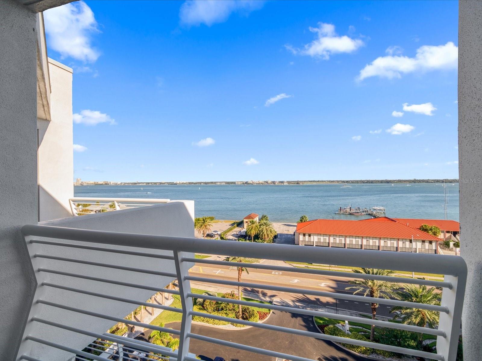 UTOPIA CONDO - Residential