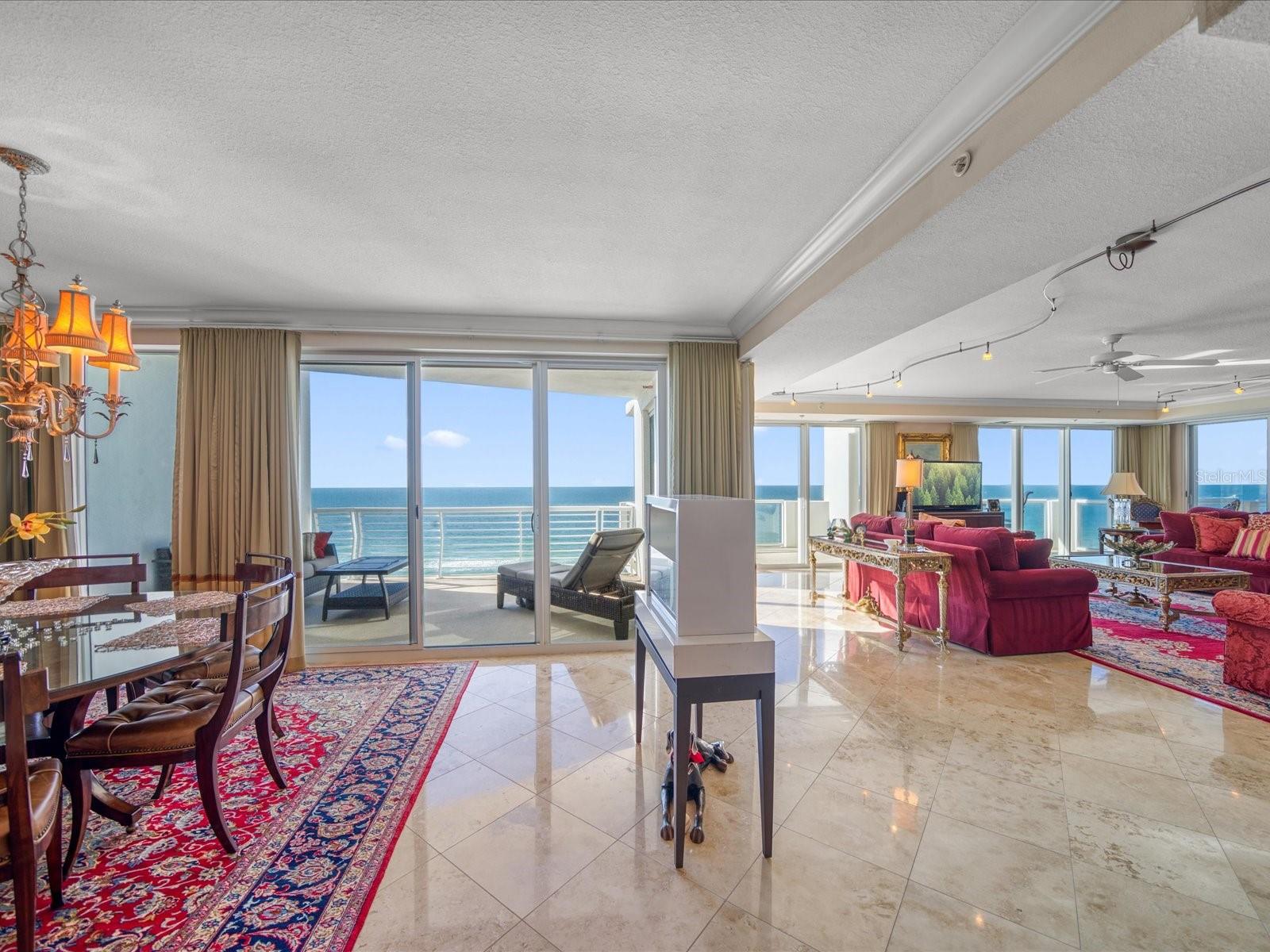 UTOPIA CONDO - Residential