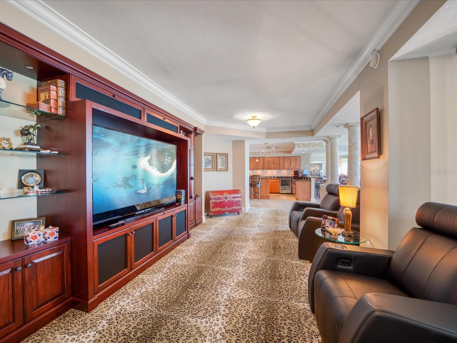 UTOPIA CONDO - Residential
