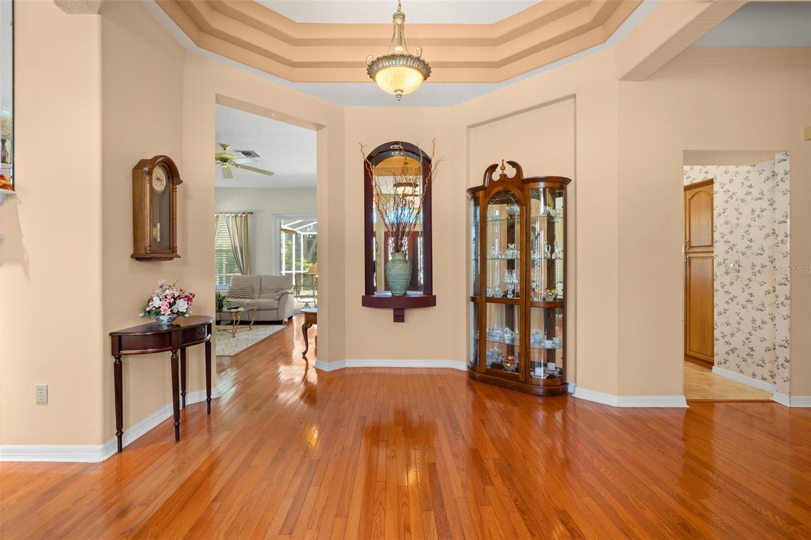 PIPERS MEADOW - Residential