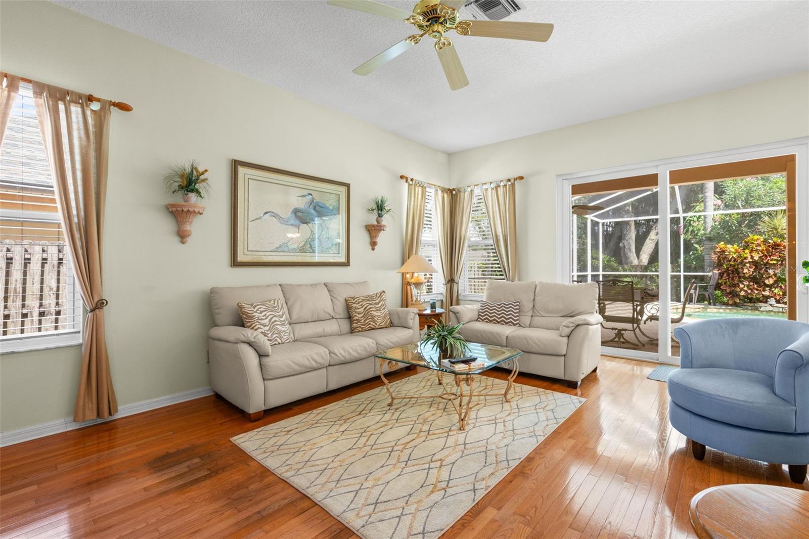 PIPERS MEADOW - Residential