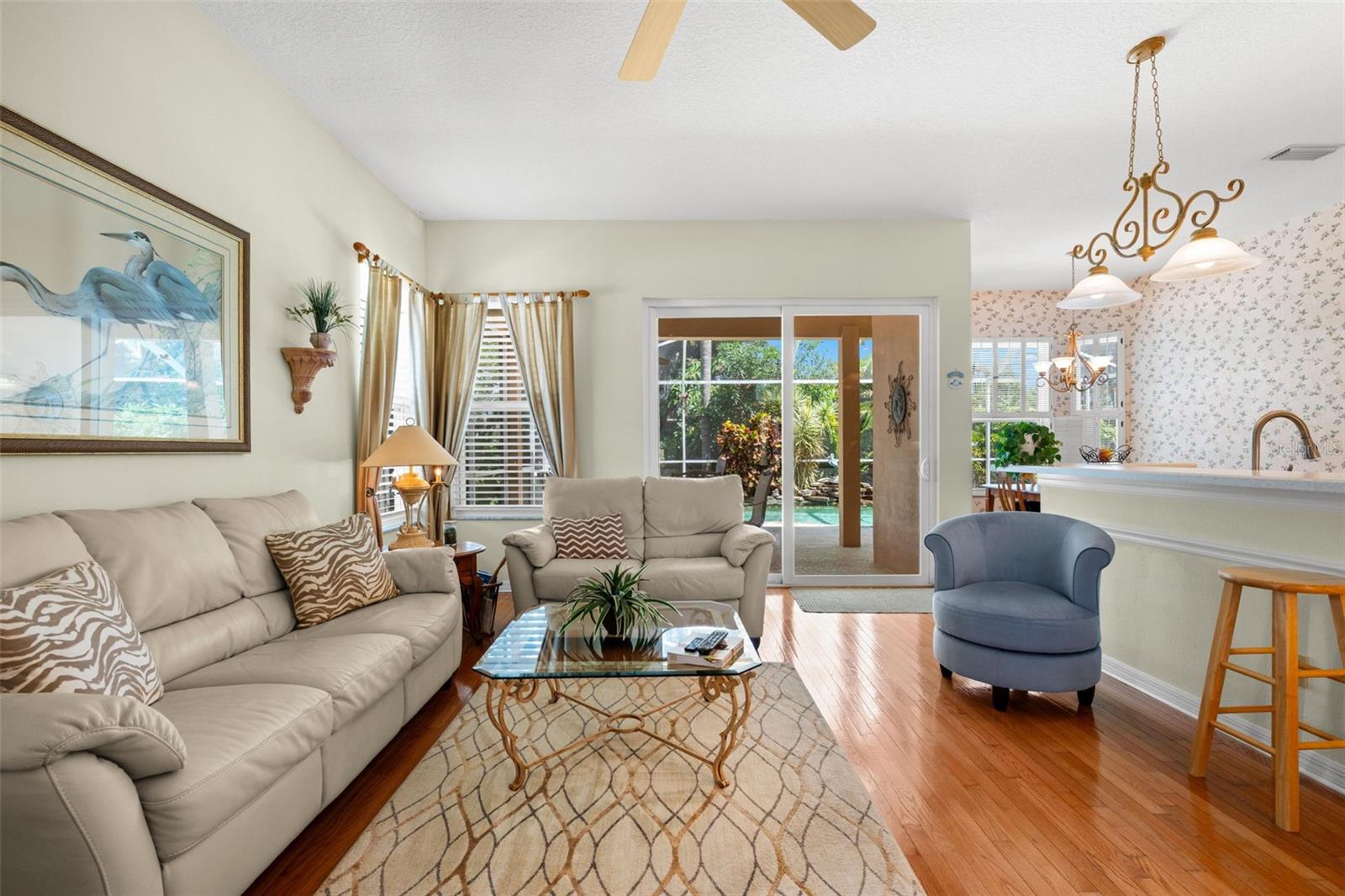 PIPERS MEADOW - Residential