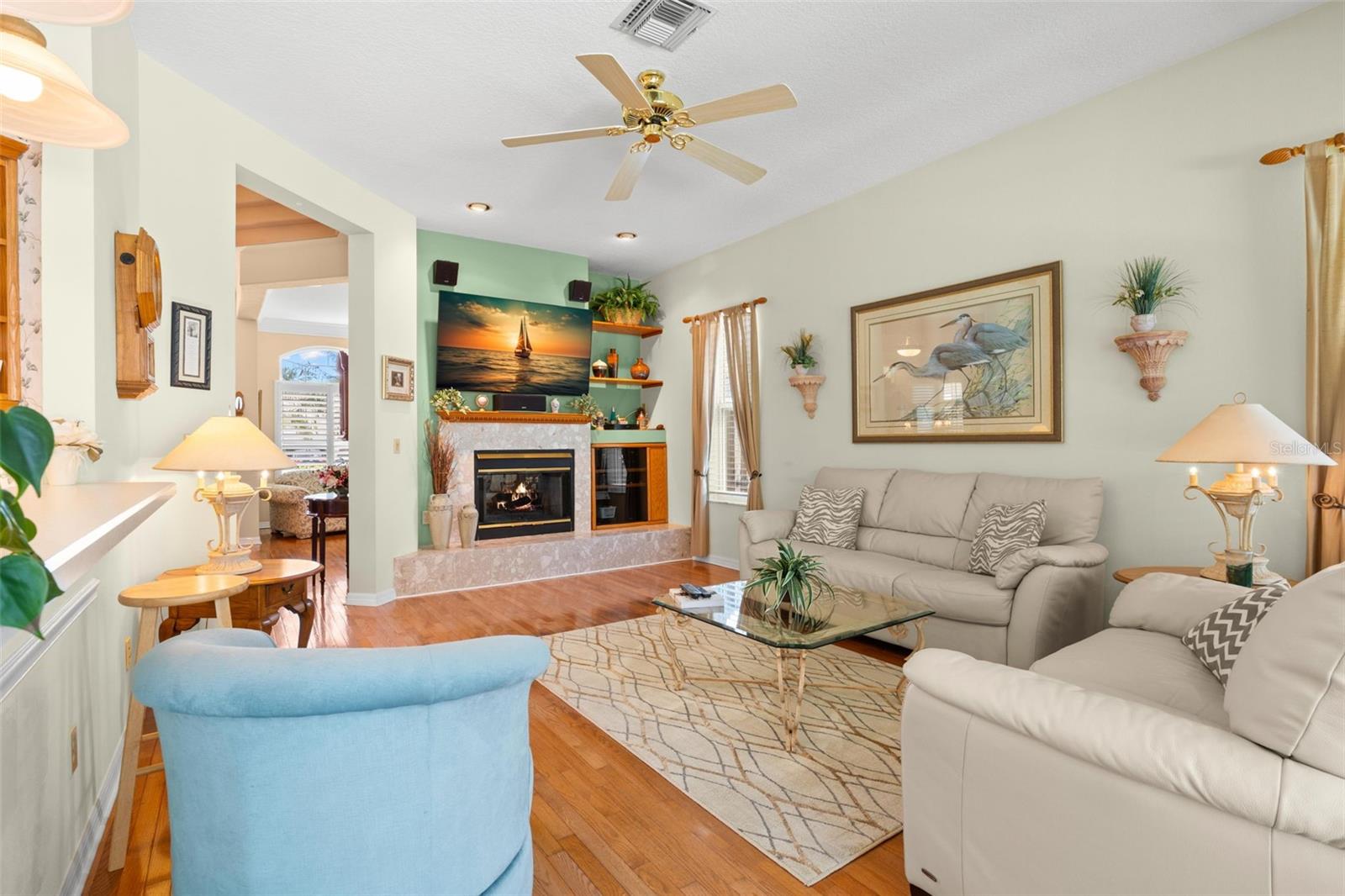 PIPERS MEADOW - Residential