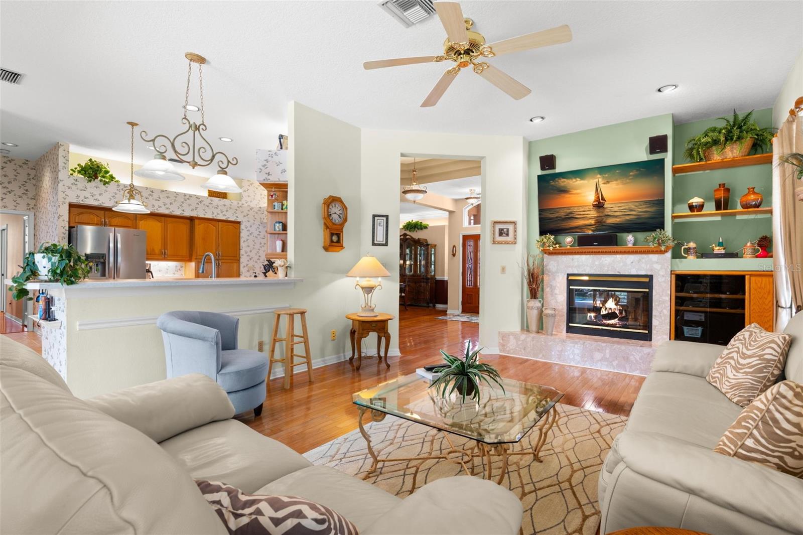 PIPERS MEADOW - Residential