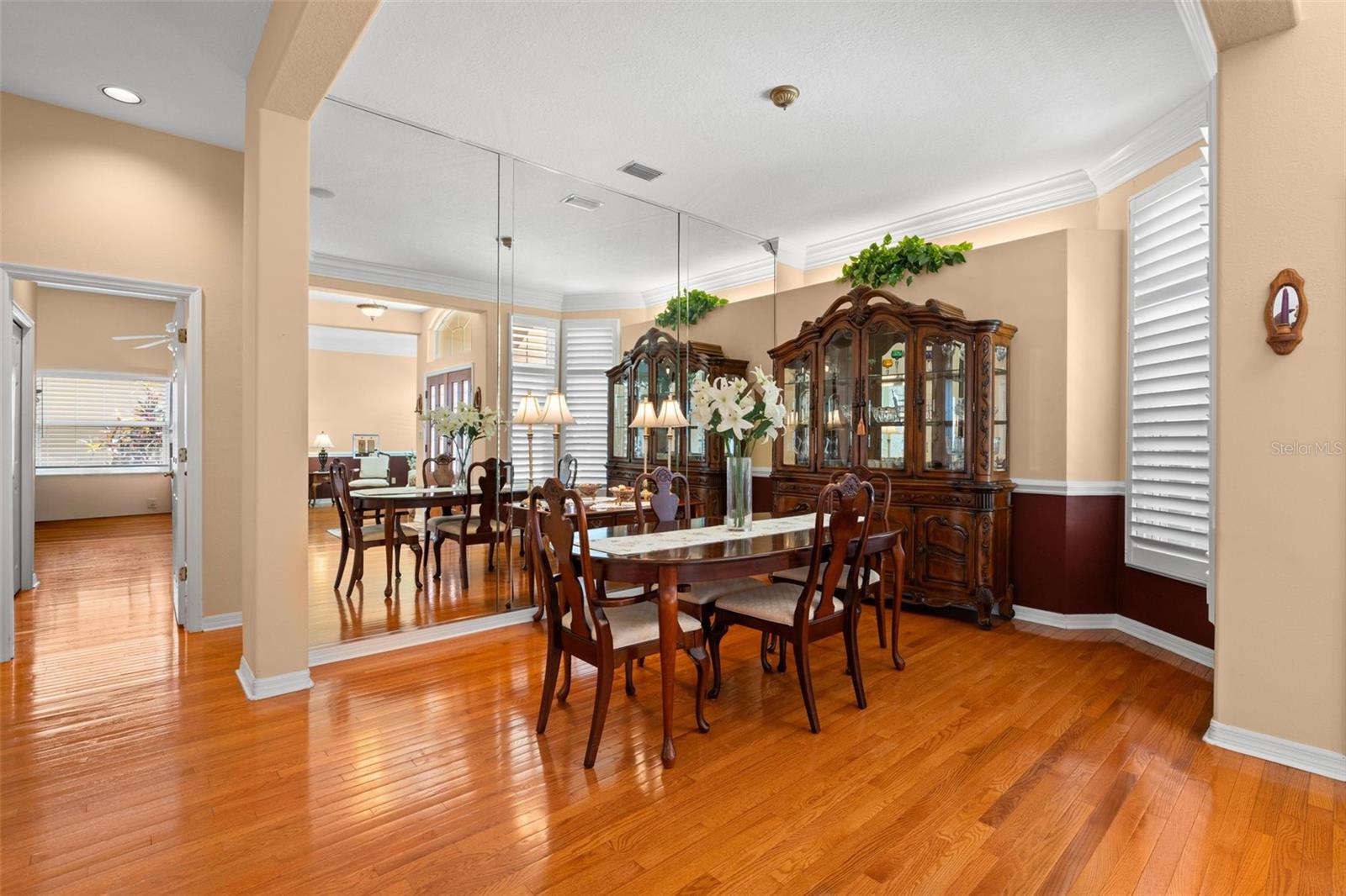 PIPERS MEADOW - Residential
