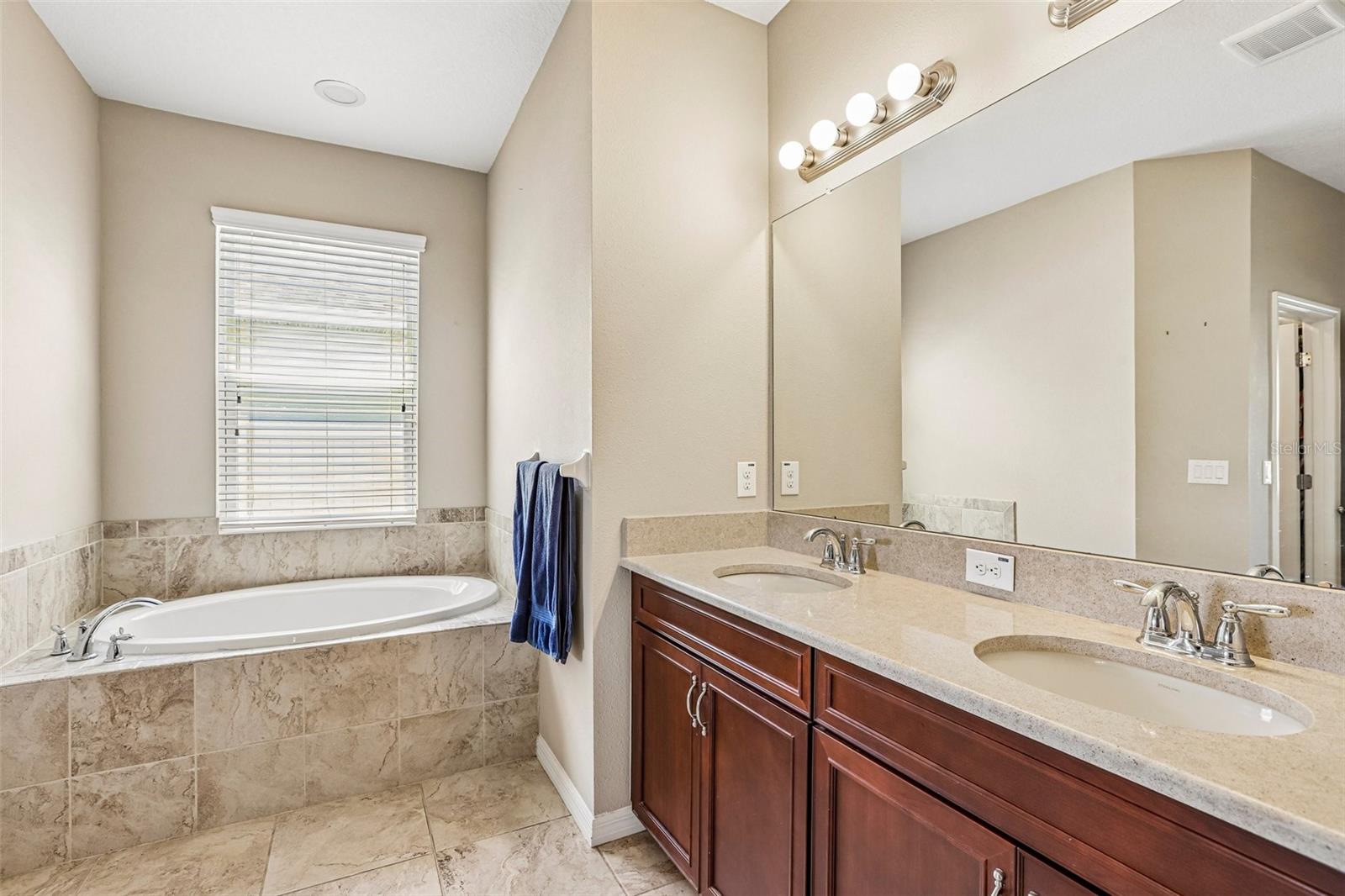 ENCLAVE AT CHANNING PARK PH - Residential