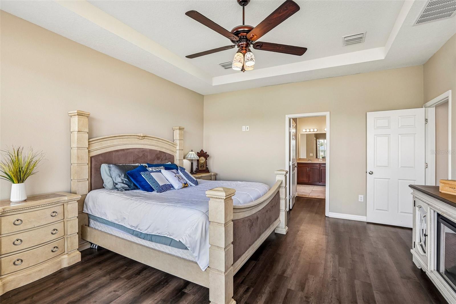 ENCLAVE AT CHANNING PARK PH - Residential