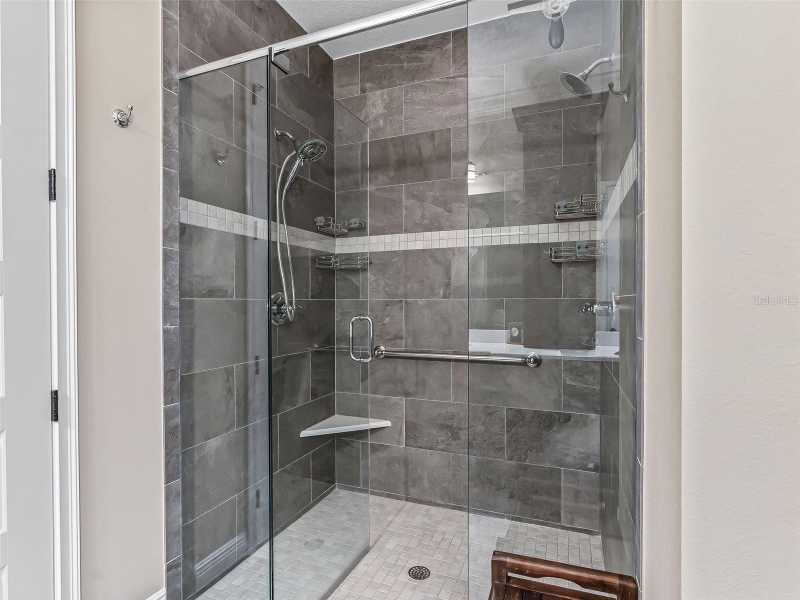 TWIN LAKE RANCHETTES - Residential