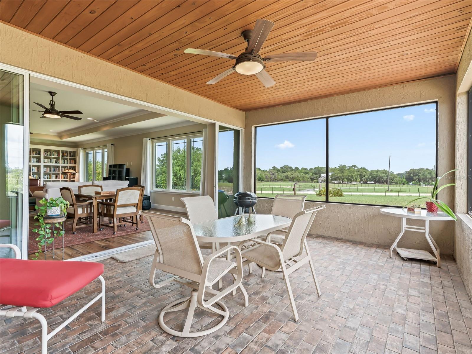 TWIN LAKE RANCHETTES - Residential