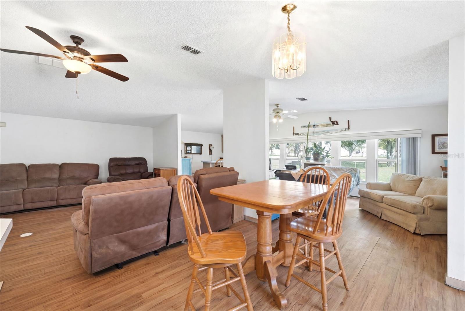 BROOKRIDGE COMM - Residential