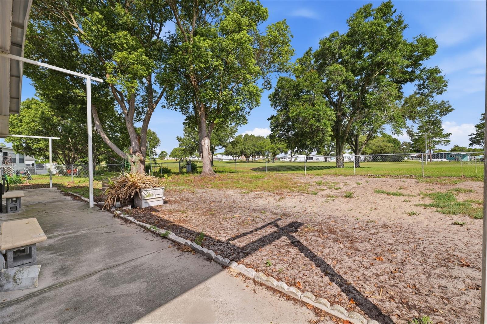 BROOKRIDGE COMM - Residential