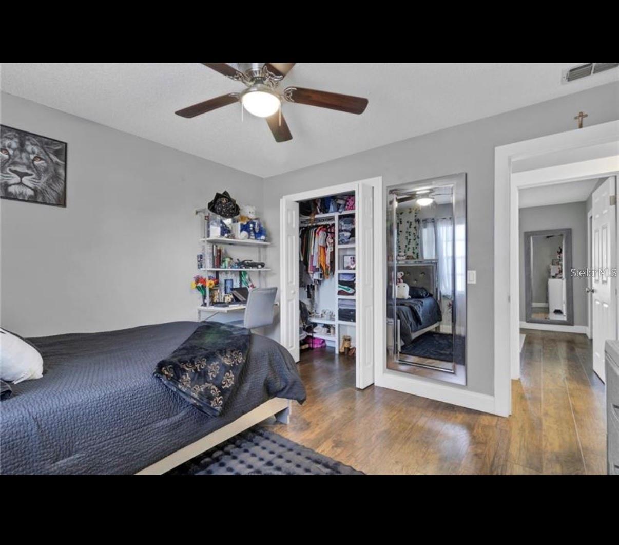 SHAMROCK SQUARE FIRST ADD - Residential