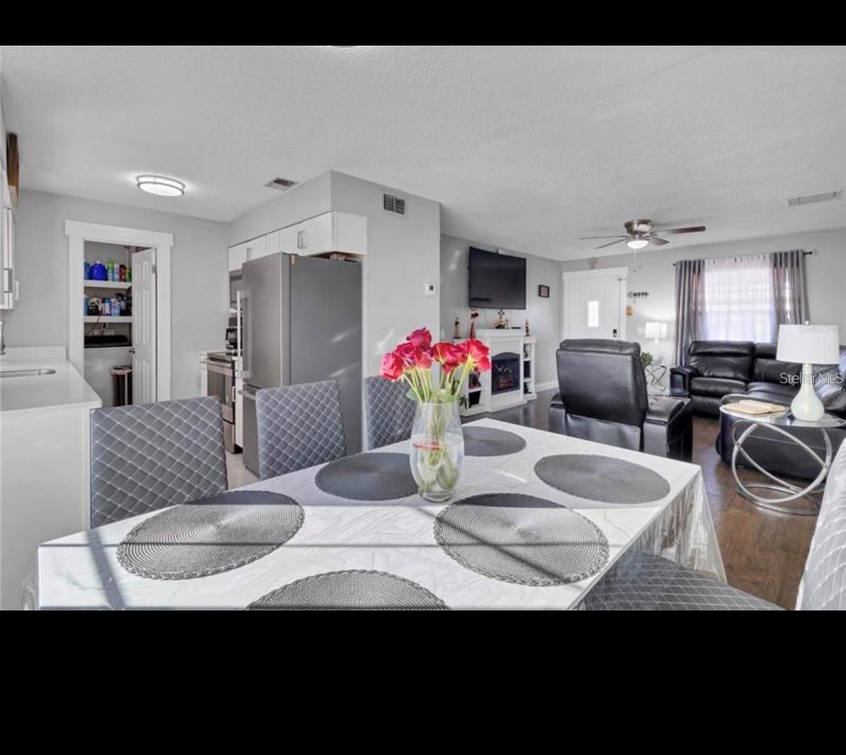 SHAMROCK SQUARE FIRST ADD - Residential