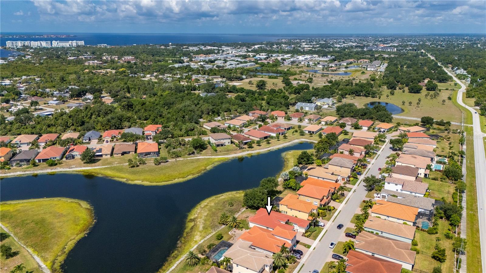RIVER CLUB - Residential