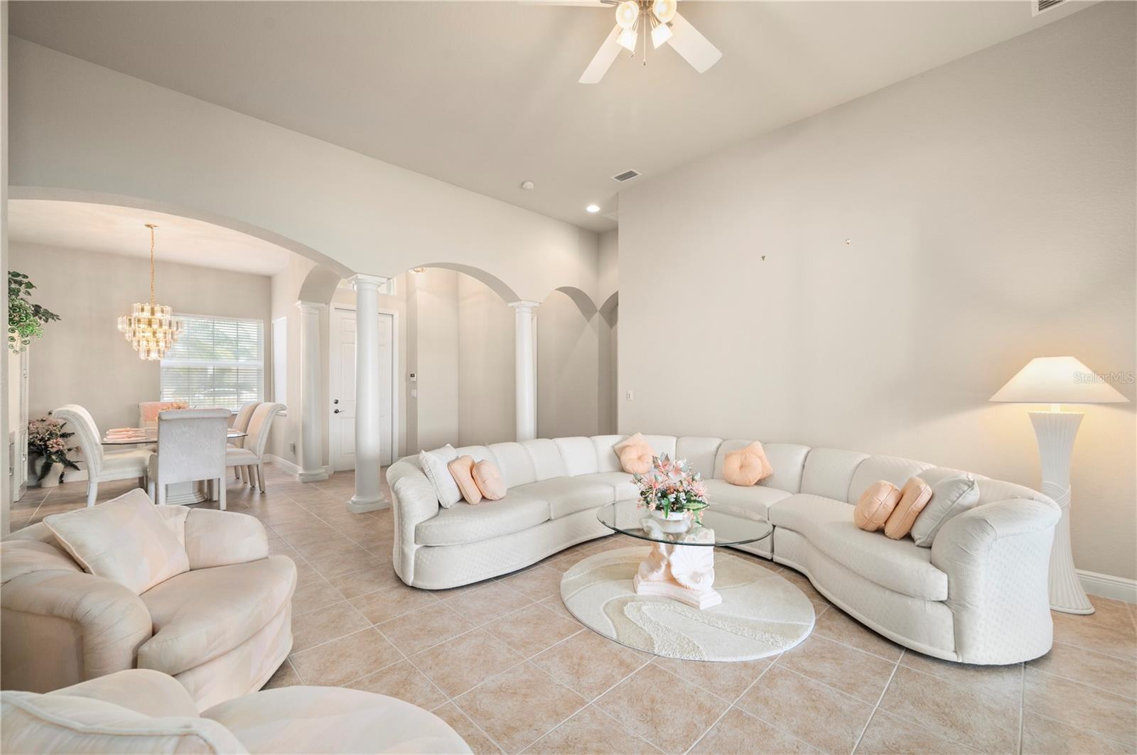 RIVER CLUB - Residential