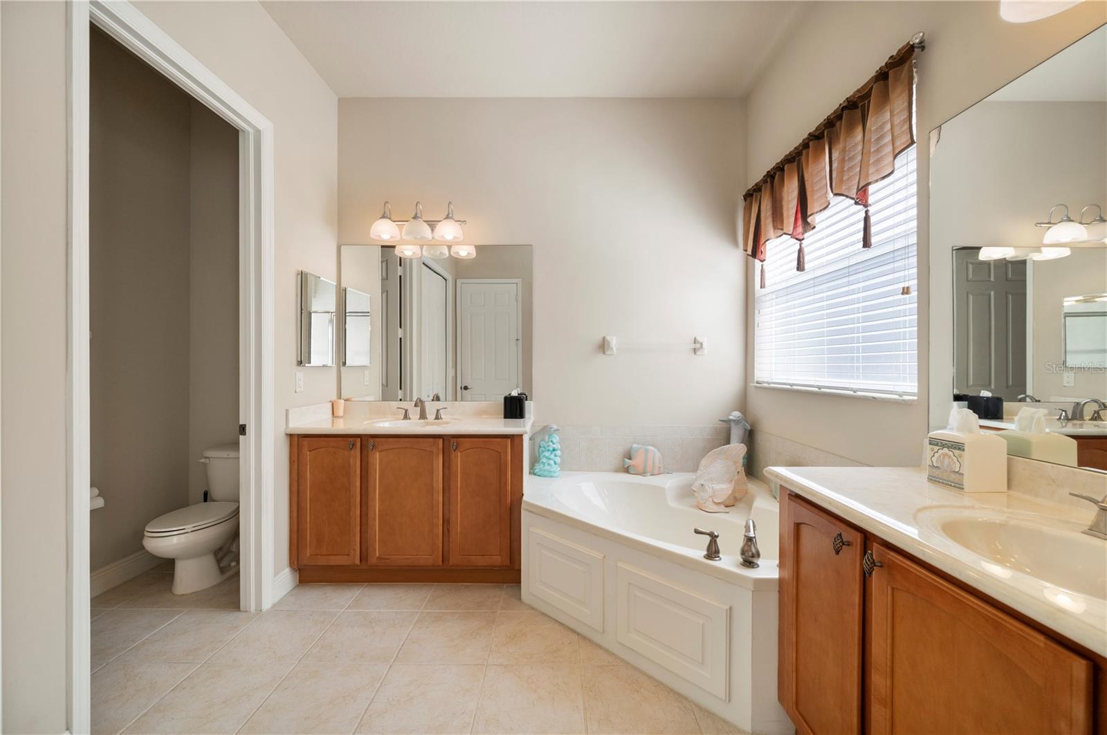 RIVER CLUB - Residential