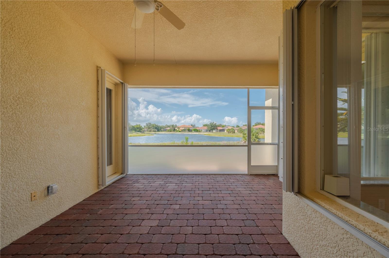 RIVER CLUB - Residential