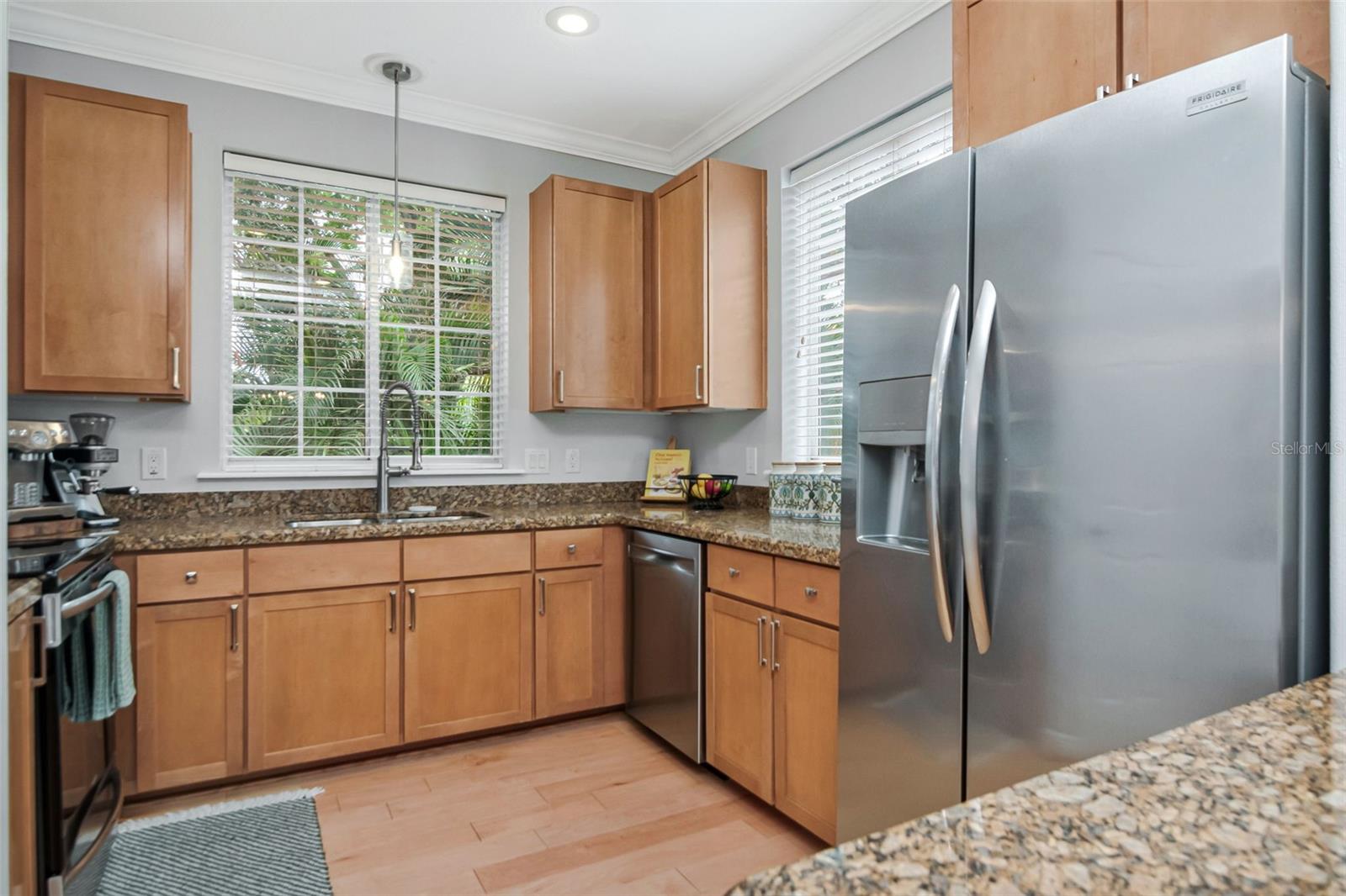 ALCAZAR CONDO - Residential