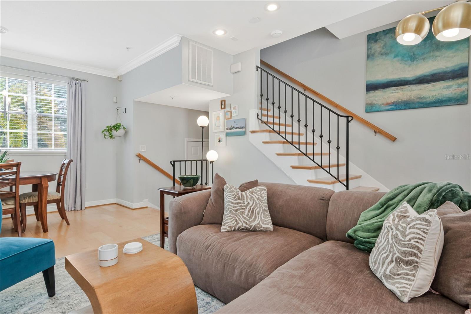 ALCAZAR CONDO - Residential