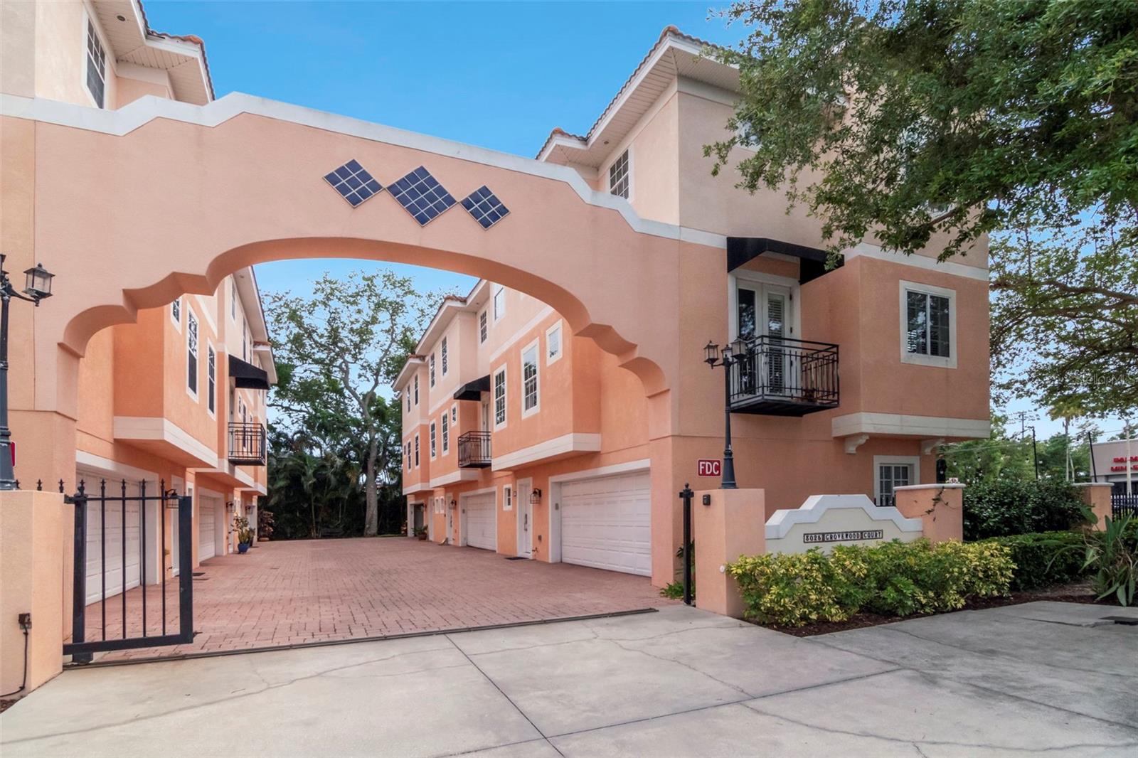 ALCAZAR CONDO - Residential