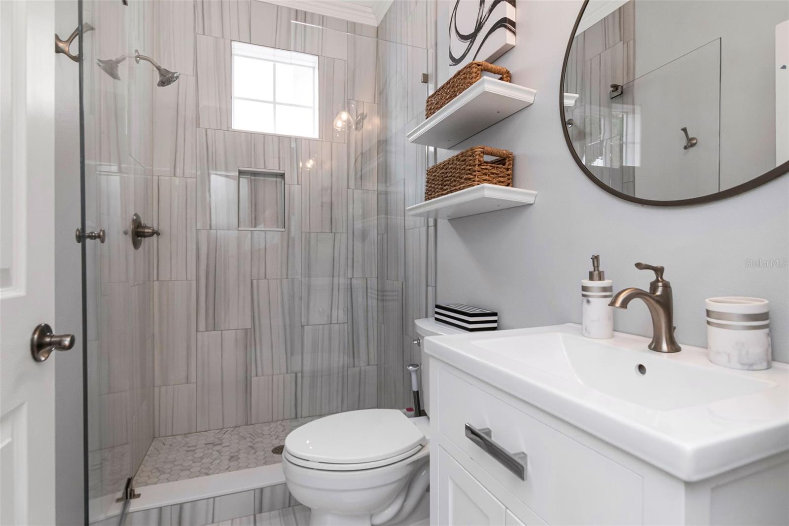 ALCAZAR CONDO - Residential