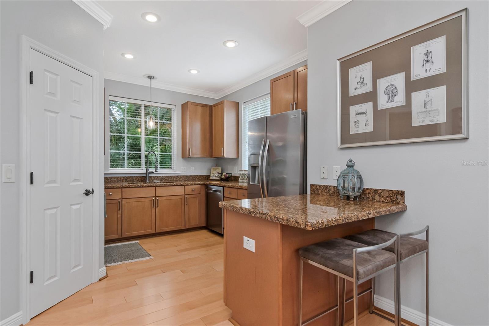ALCAZAR CONDO - Residential